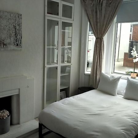 벨파스트 Aunty Katie'S House, Ni Tourist Board Certified With Free Continental Breakfast 아파트 외부 사진