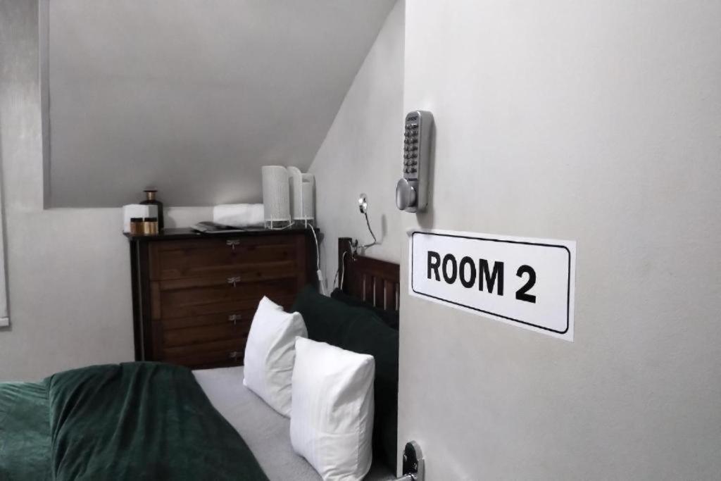벨파스트 Aunty Katie'S House, Ni Tourist Board Certified With Free Continental Breakfast 아파트 외부 사진